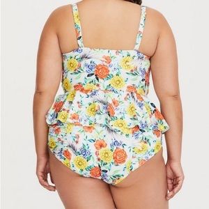 💙 NEW Torrid White Floral High-Waisted Ruched Swimsuit Bottom